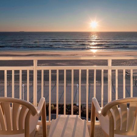 Courtyard Virginia Beach Oceanfront / North 37Th Street Hotel Exterior photo