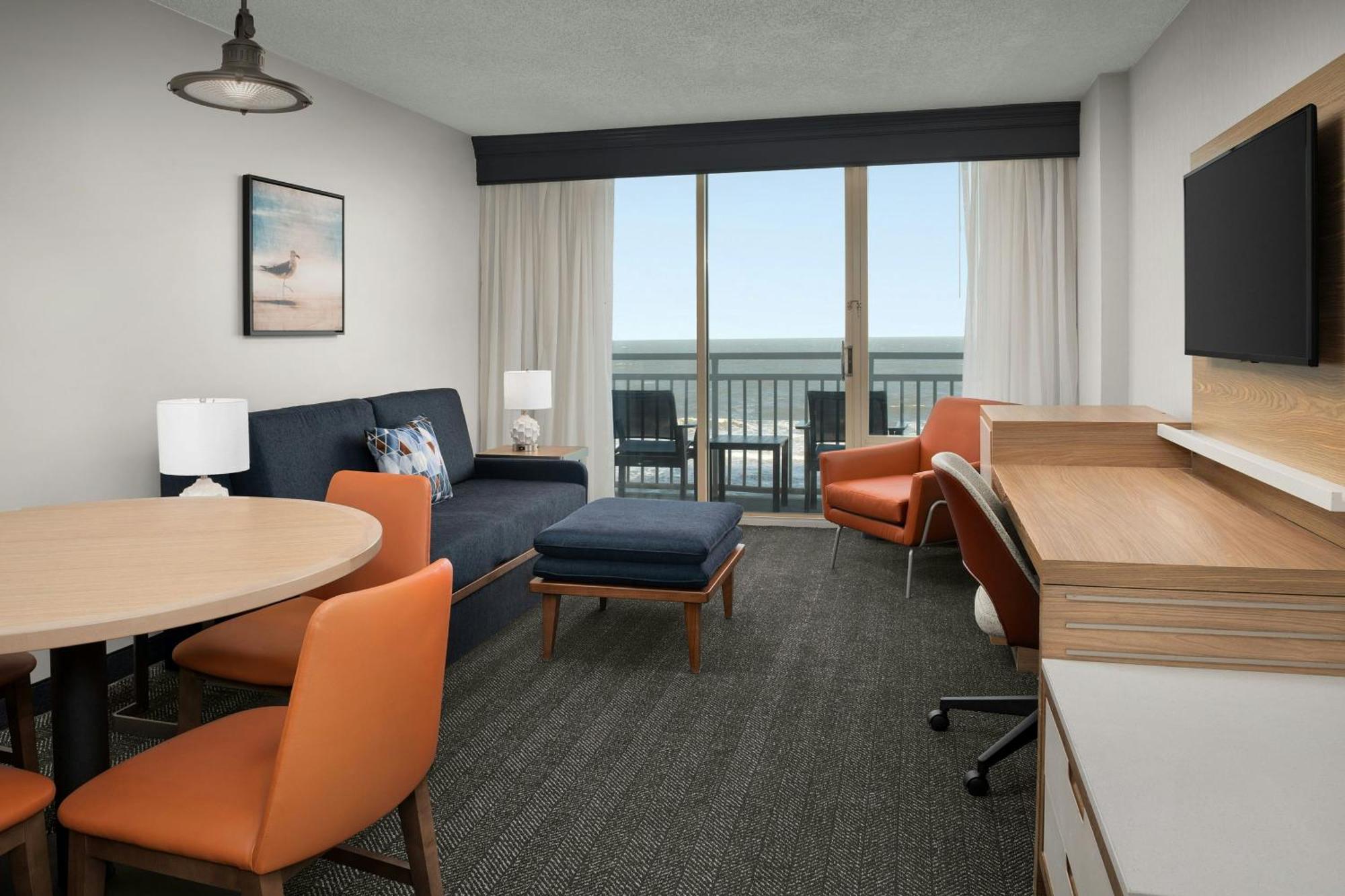 Courtyard Virginia Beach Oceanfront / North 37Th Street Exterior photo